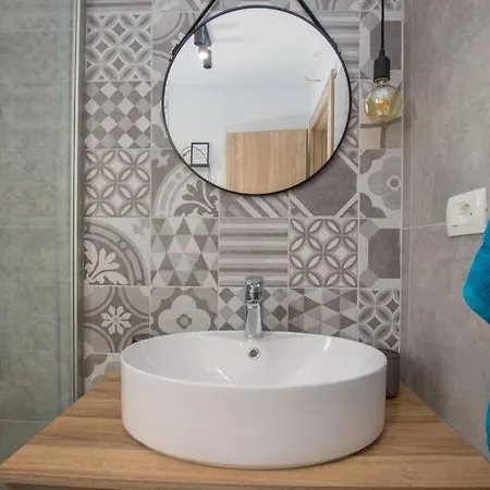 Hakuna Matata By Istrialux Polje Cepic