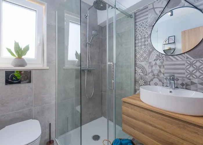 Hakuna Matata By Istrialux Polje Cepic