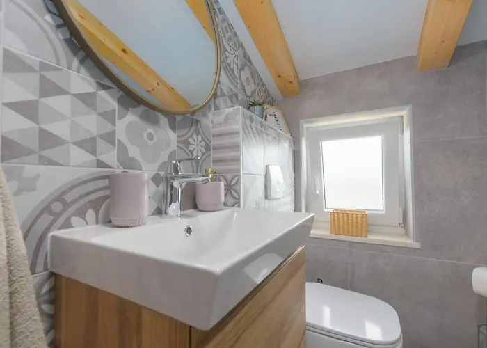 Hakuna Matata By Istrialux