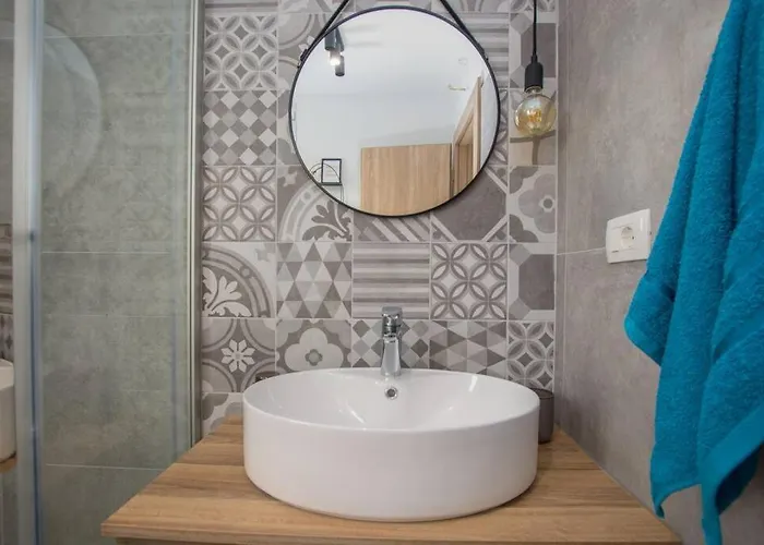 Hakuna Matata By Istrialux Polje Cepic