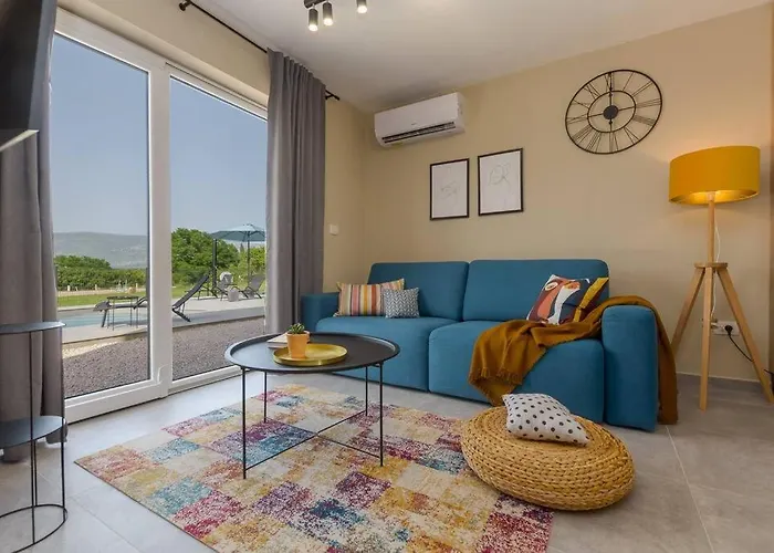 Hakuna Matata By Istrialux Polje Cepic