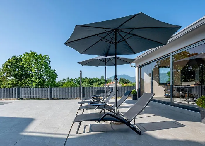 Hakuna Matata By Istrialux *